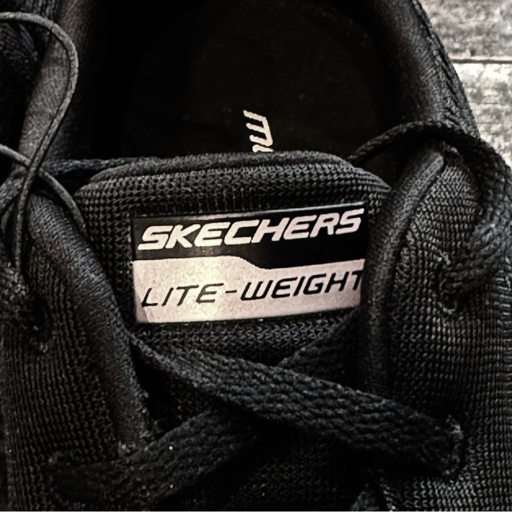 Skechers Lite Weight Memory Foam Sneakers Shoes Athletic Training 56068R NWT - Picture 2 of 11